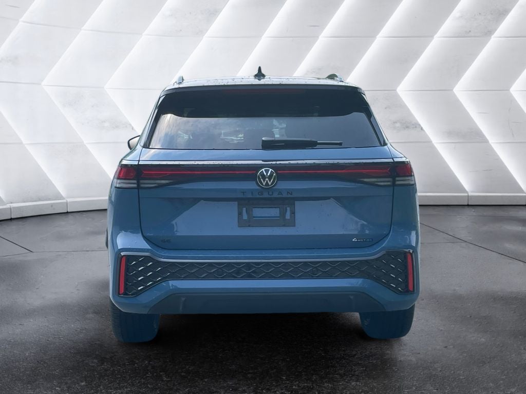 2026 Volkswagen Tiguan 2.0T SE R-Line Black