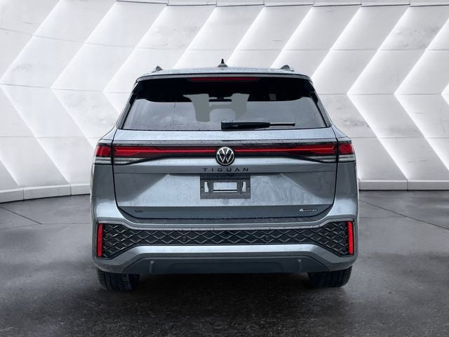 2026 Volkswagen Tiguan 2.0T SE R-Line Black