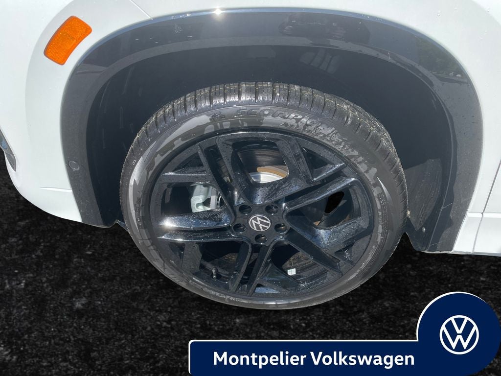 2026 Volkswagen Tiguan 2.0T SE R-Line Black