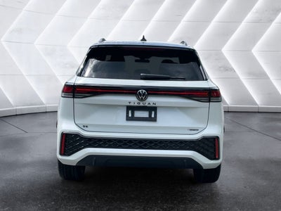 2026 Volkswagen Tiguan 2.0T SE R-Line Black