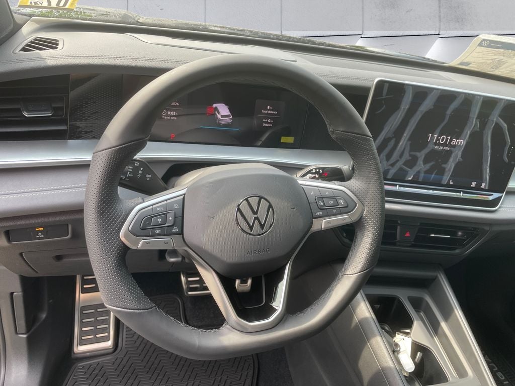 2026 Volkswagen Tiguan 2.0T SE R-Line Black