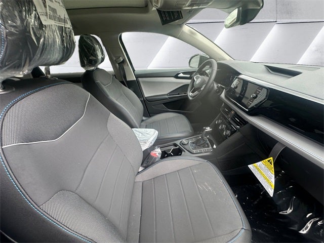 2024 Volkswagen Taos 1.5T SE Black