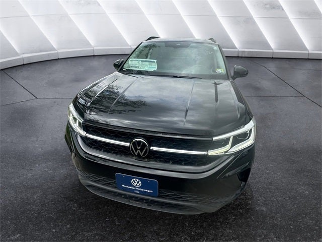 2024 Volkswagen Taos 1.5T SE Black