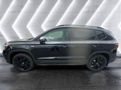 2024 Volkswagen Taos 1.5T SE Black