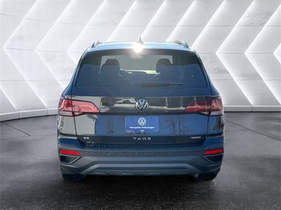 2024 Volkswagen Taos 1.5T SE Black