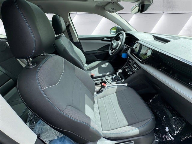 2024 Volkswagen Taos 1.5T SE Black