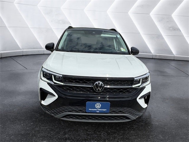 2024 Volkswagen Taos 1.5T SE Black