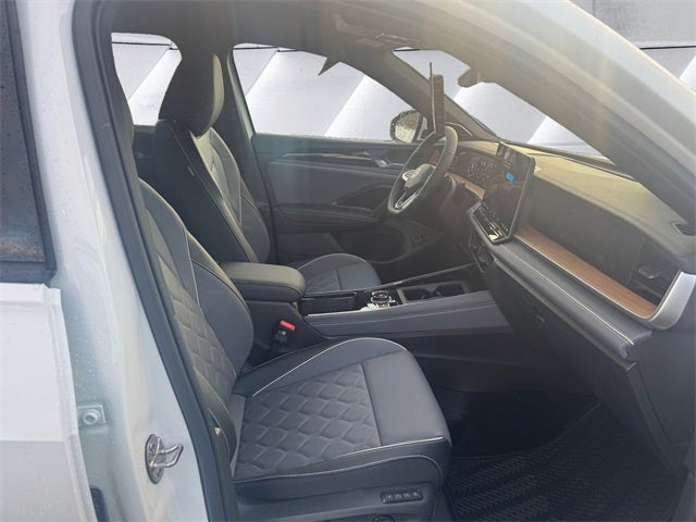 2026 Volkswagen Tiguan 2.0T SEL R-Line Turbo