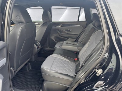 2026 Volkswagen Tiguan 2.0T SEL R-Line Turbo