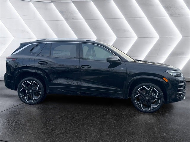 2026 Volkswagen Tiguan 2.0T SEL R-Line Turbo