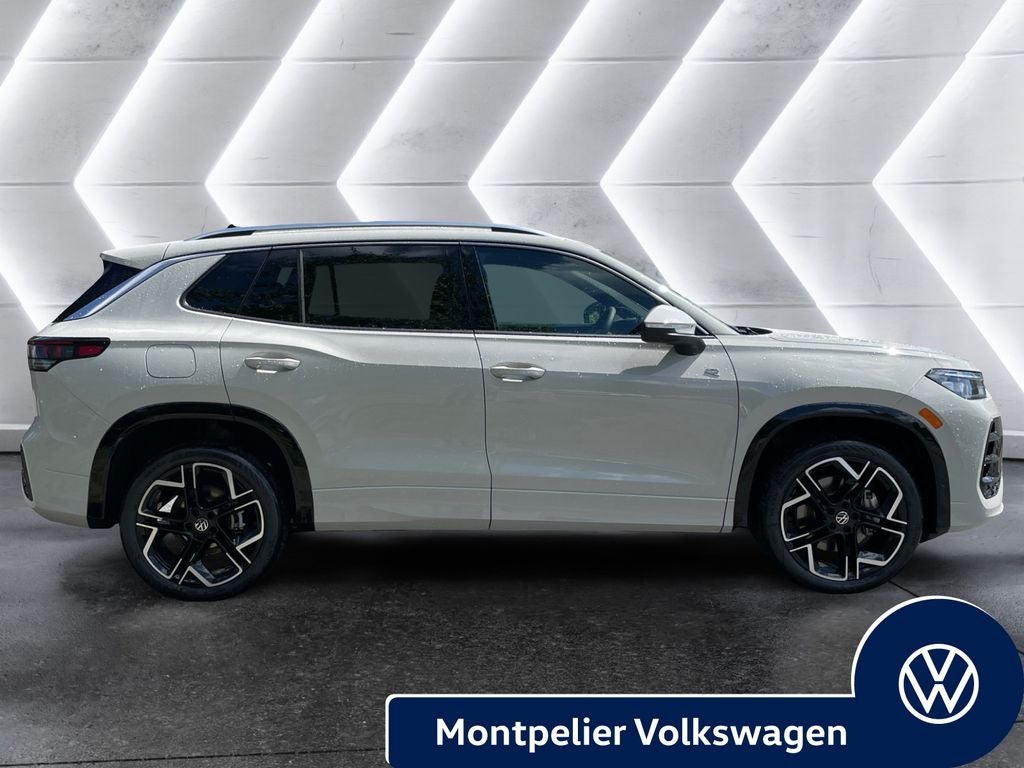 2026 Volkswagen Tiguan 2.0T SEL R-Line