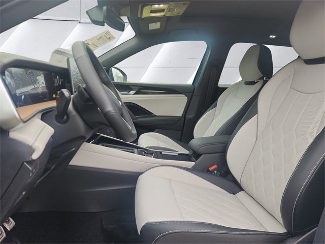 2026 Volkswagen Tiguan 2.0T SEL R-Line Turbo