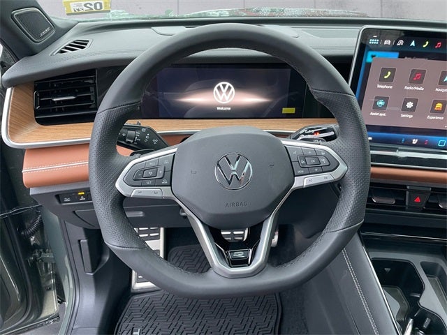 2026 Volkswagen Tiguan 2.0T SEL R-Line Turbo