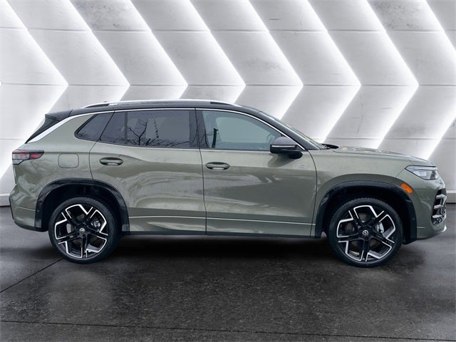 2026 Volkswagen Tiguan 2.0T SEL R-Line Turbo