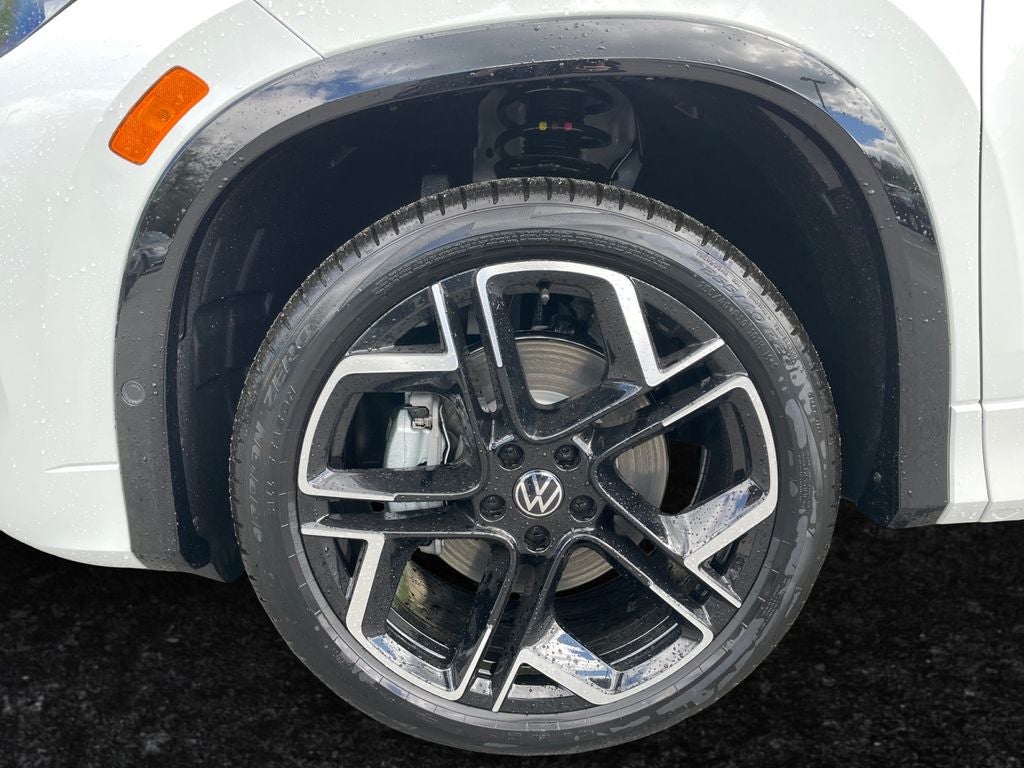 2026 Volkswagen Tiguan 2.0T SEL R-Line Turbo
