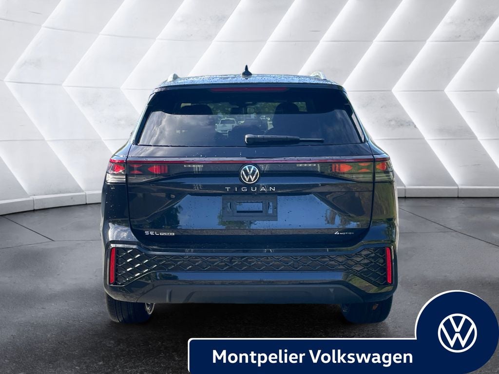 2026 Volkswagen Tiguan 2.0T SEL R-Line