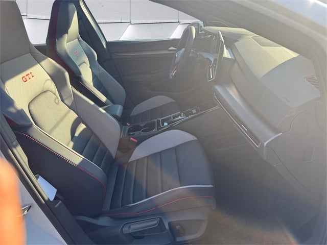 2025 Volkswagen Golf GTI 2.0T SE