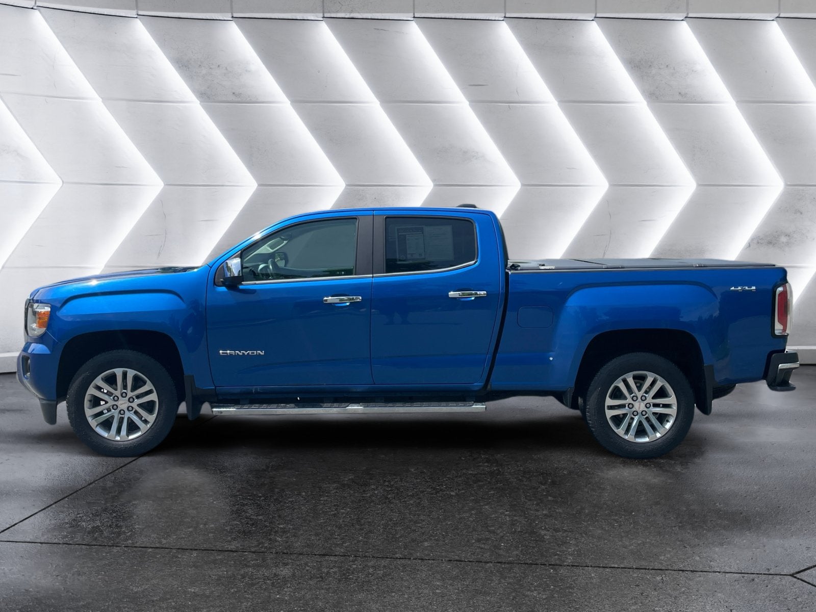 2018 GMC Canyon 4WD SLT