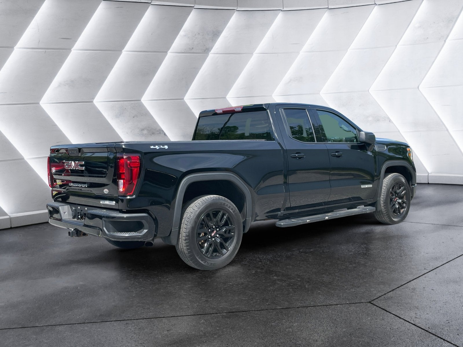 2022 GMC Sierra 1500 Limited Elevation