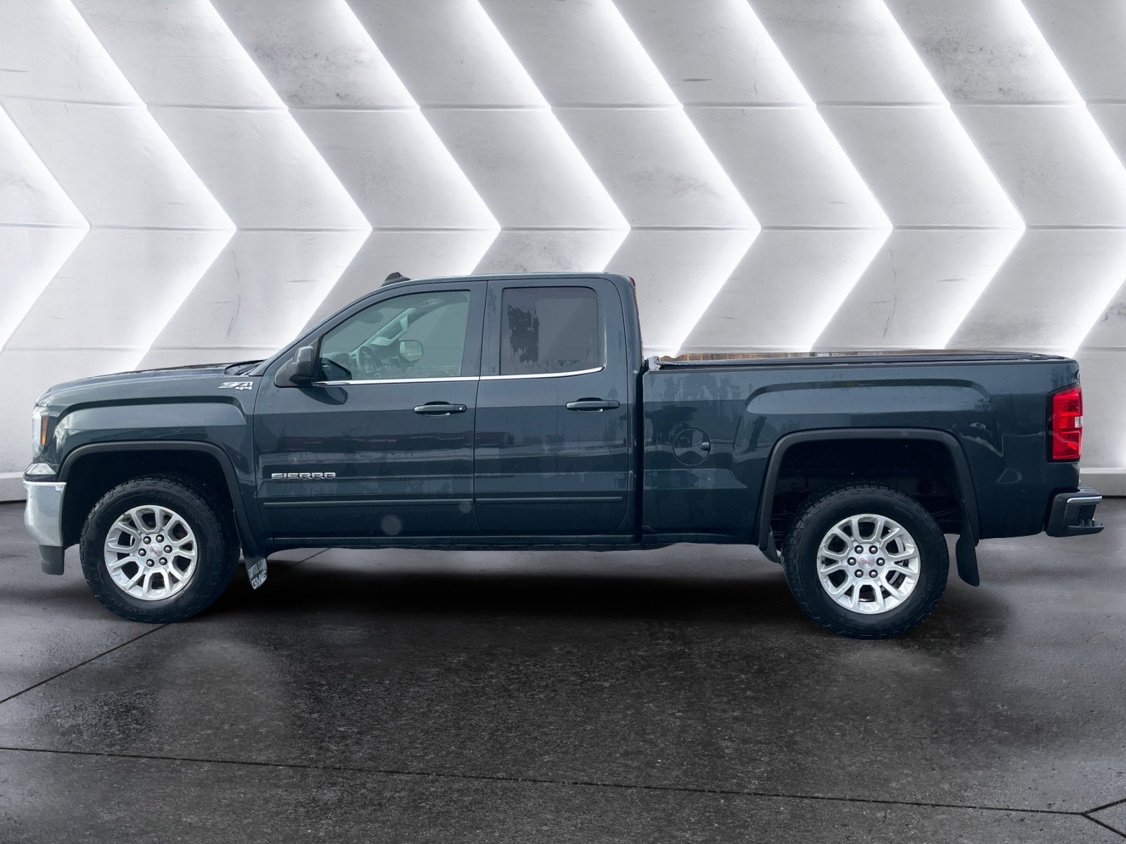 2018 GMC Sierra 1500 SLE