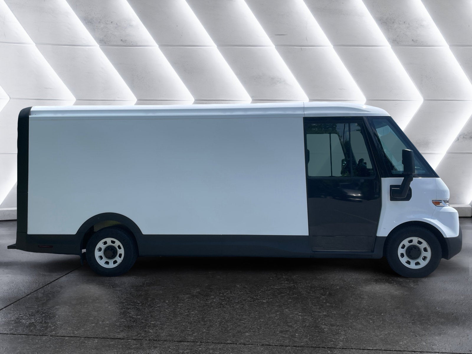 2024 BrightDrop Zevo 600 EJY