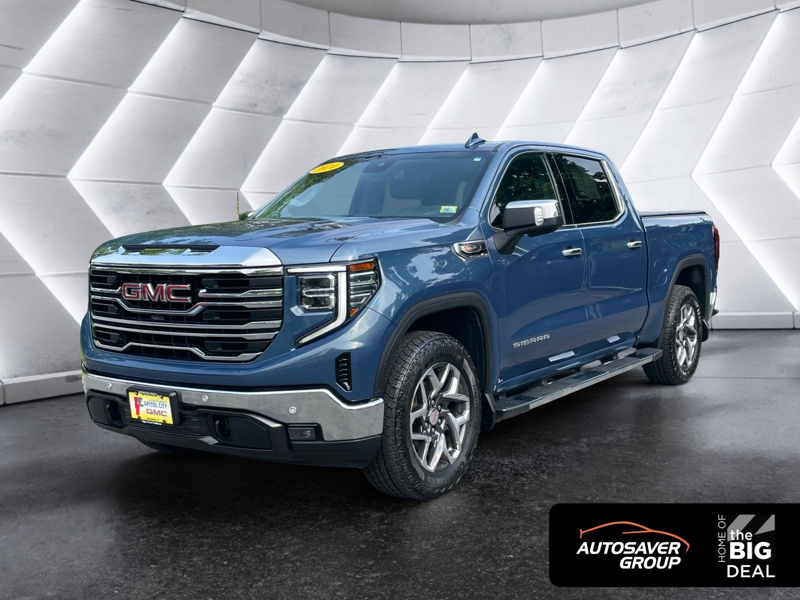 2024 GMC Sierra 1500 SLT