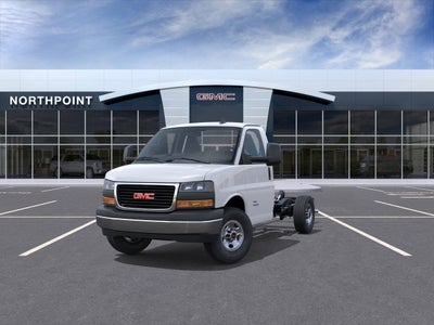 2025 GMC Savana Cutaway 3500 1WT