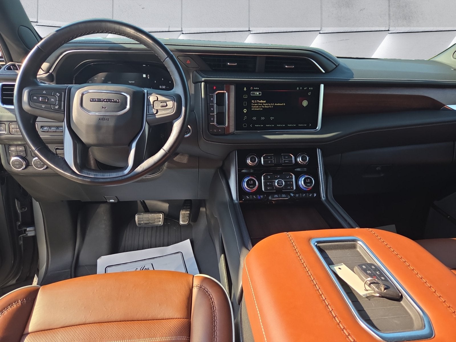 2023 GMC Yukon Denali Ultimate