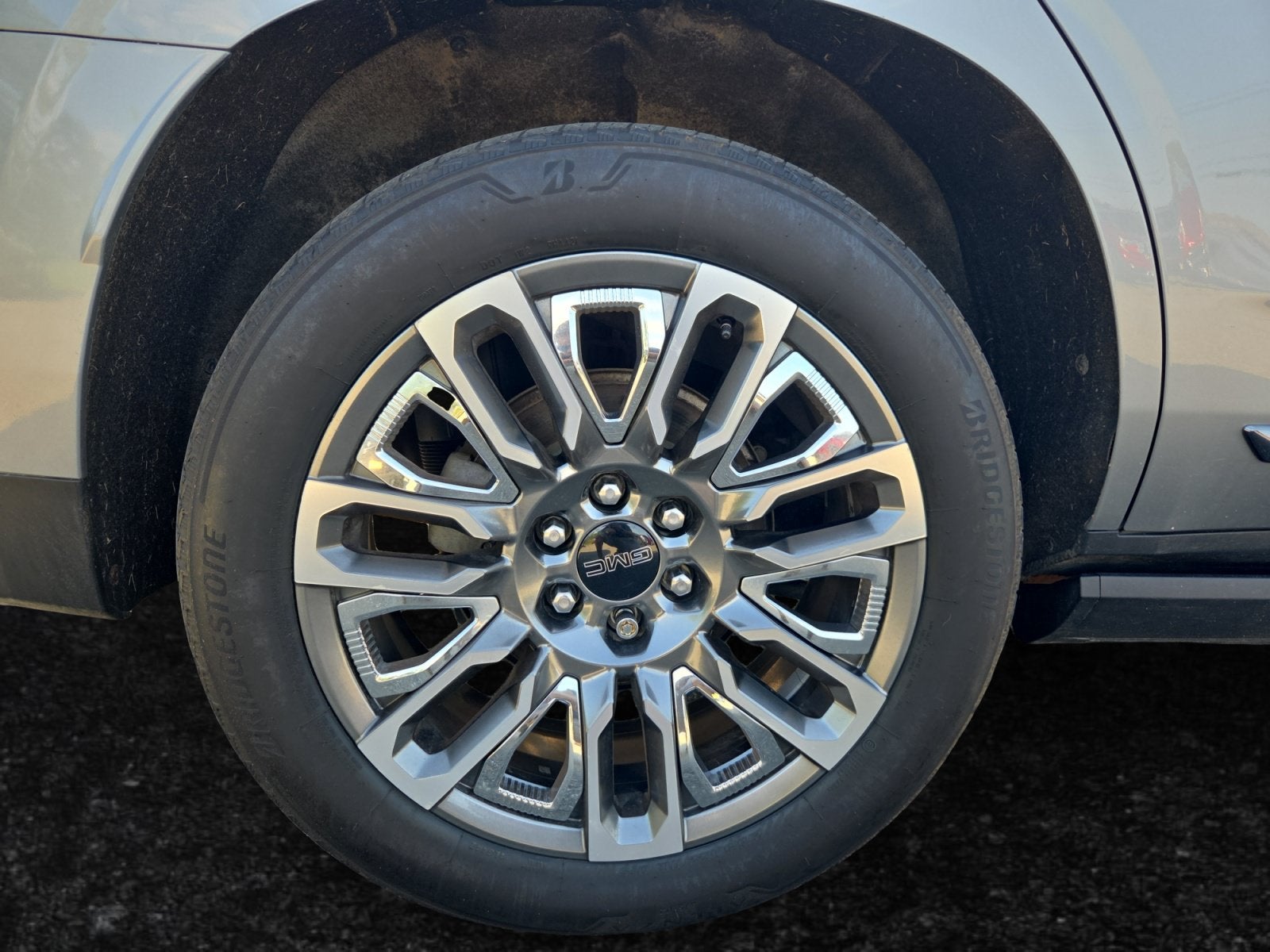 2023 GMC Yukon Denali Ultimate