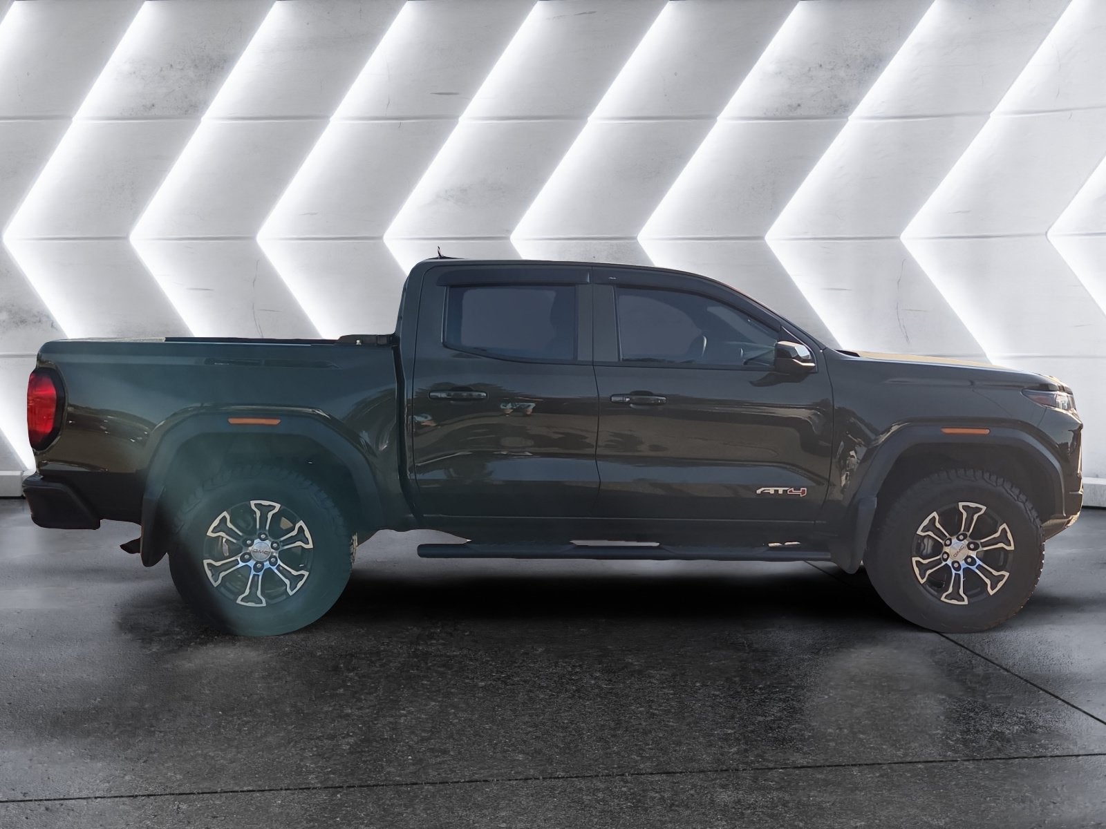 2024 GMC Canyon AT4