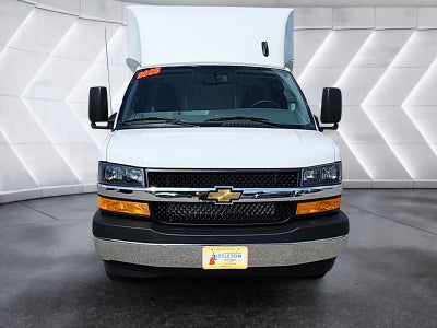 2025 Chevrolet Express Cutaway 3500 1WT 12 Ft. Unicell Aerocell Box