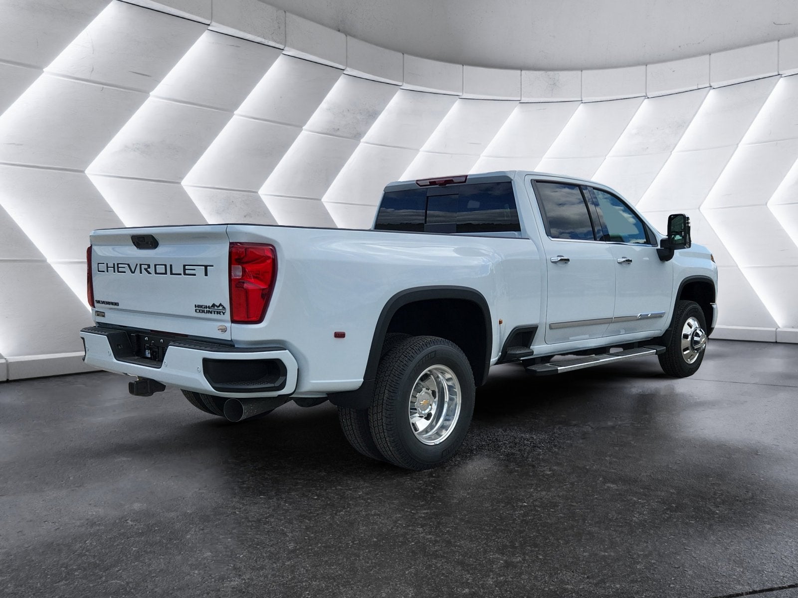 2026 Chevrolet Silverado 3500 HD High Country DRW
