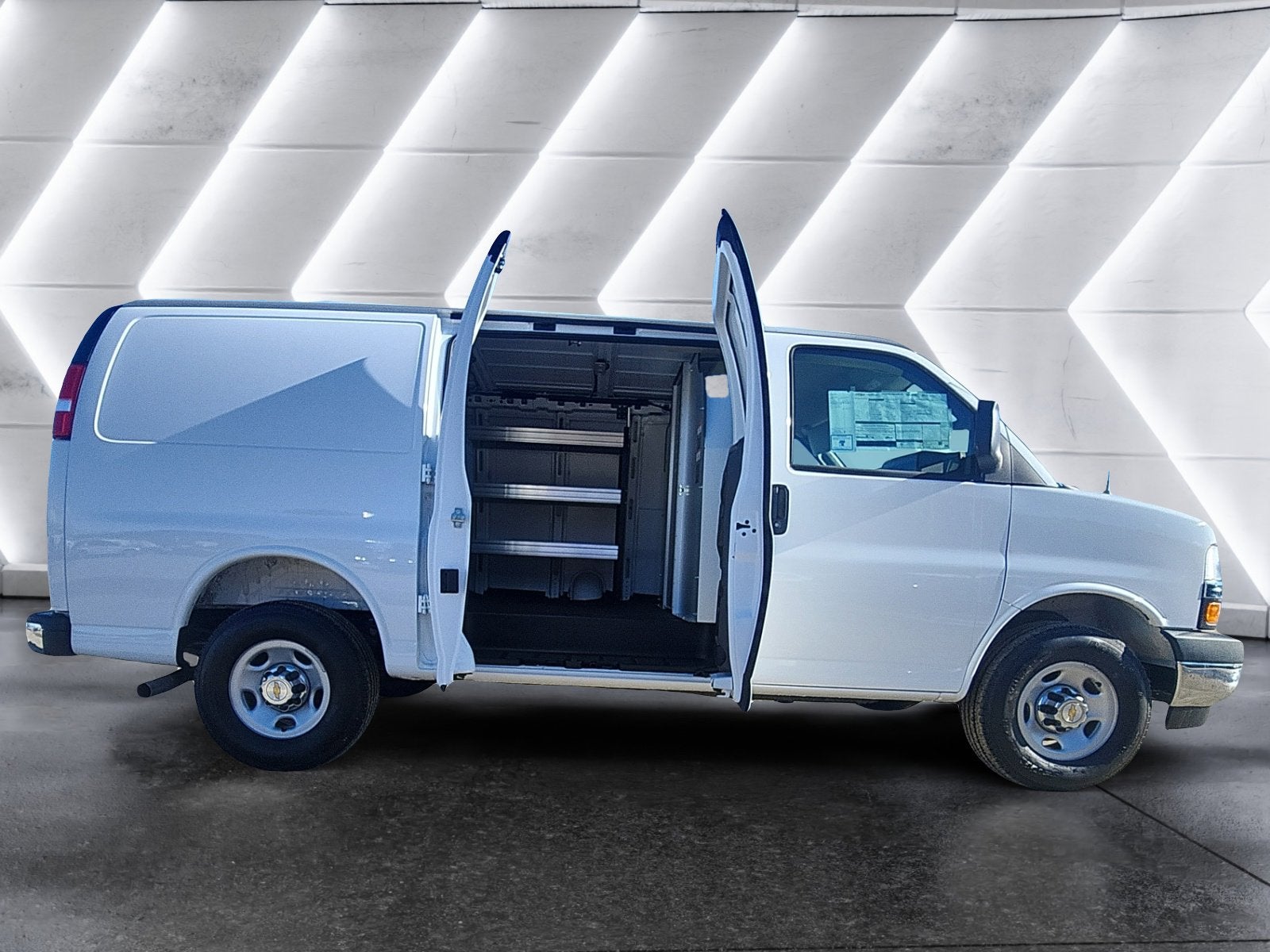 2025 Chevrolet Express Cargo 2500 WT