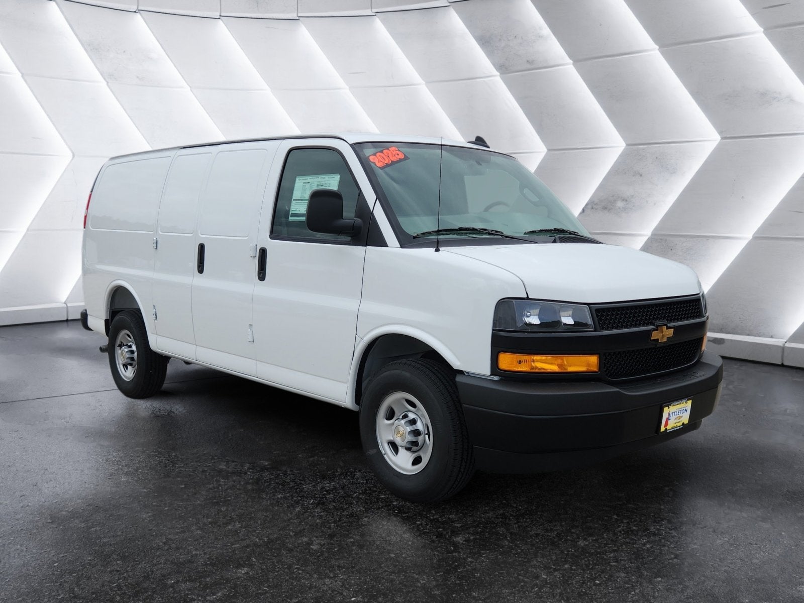 2025 Chevrolet Express Cargo 2500 WT