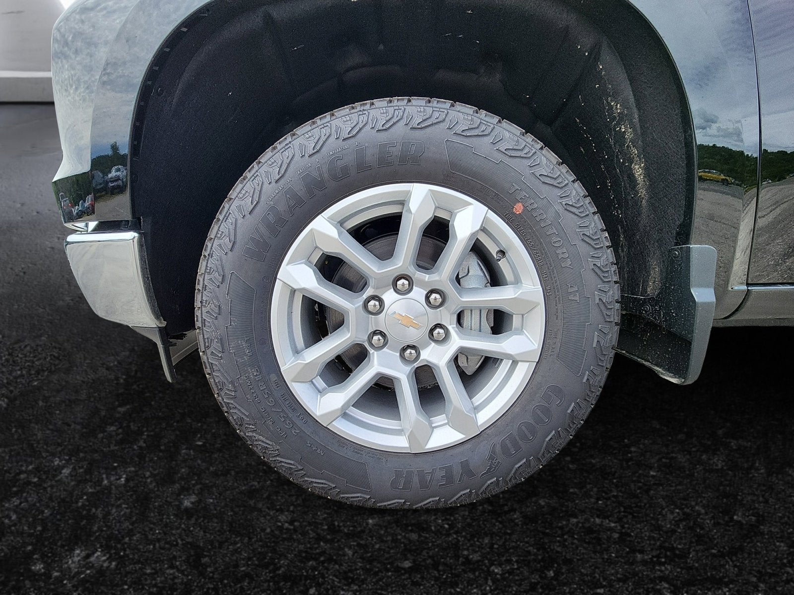 2025 Chevrolet Silverado 1500 LT (2FL)