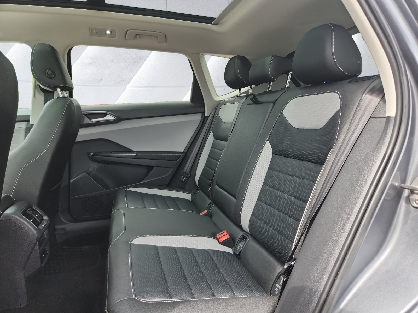 2024 Volkswagen Taos SEL