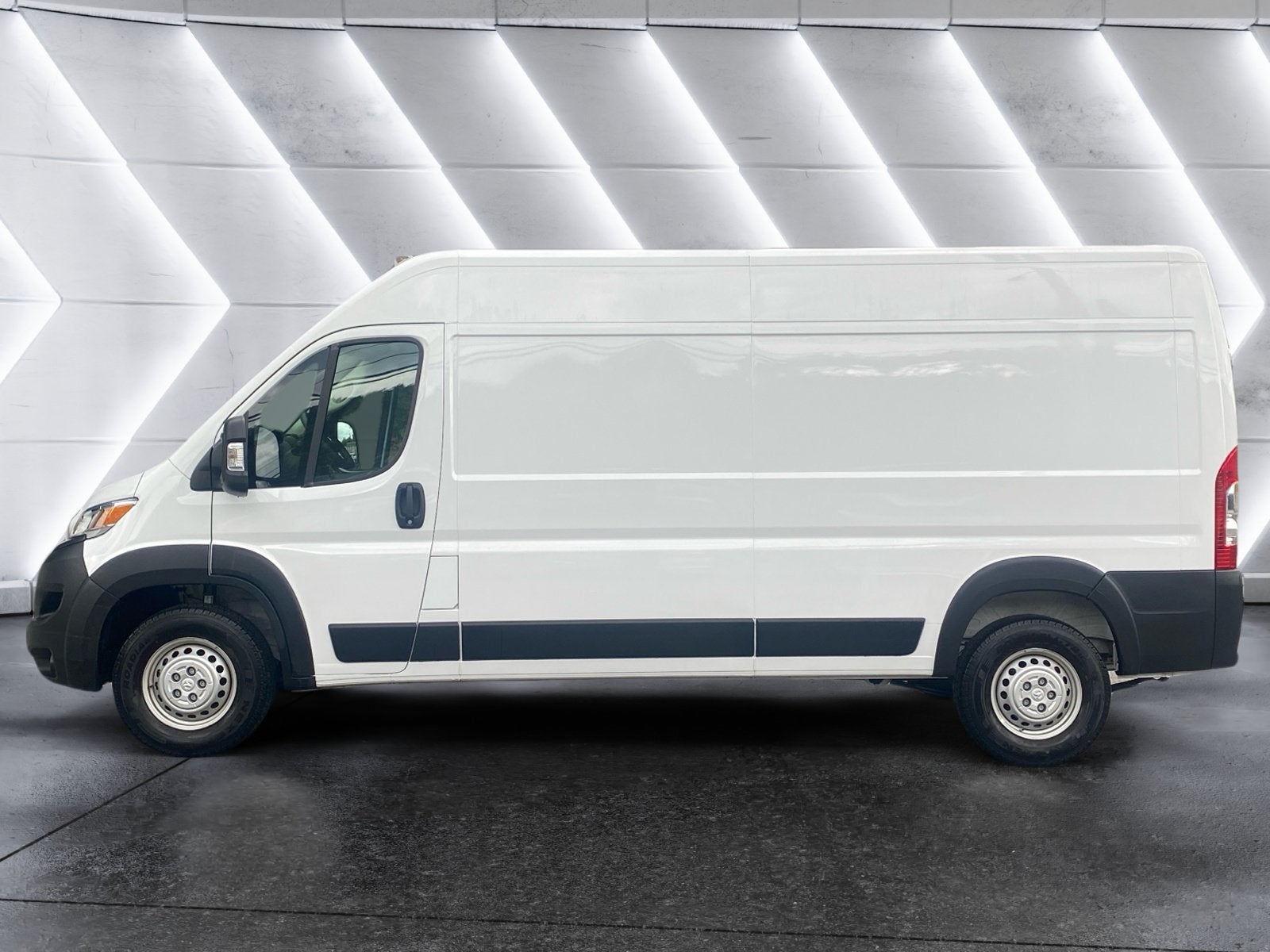 2026 RAM ProMaster Cargo Van Tradesman
