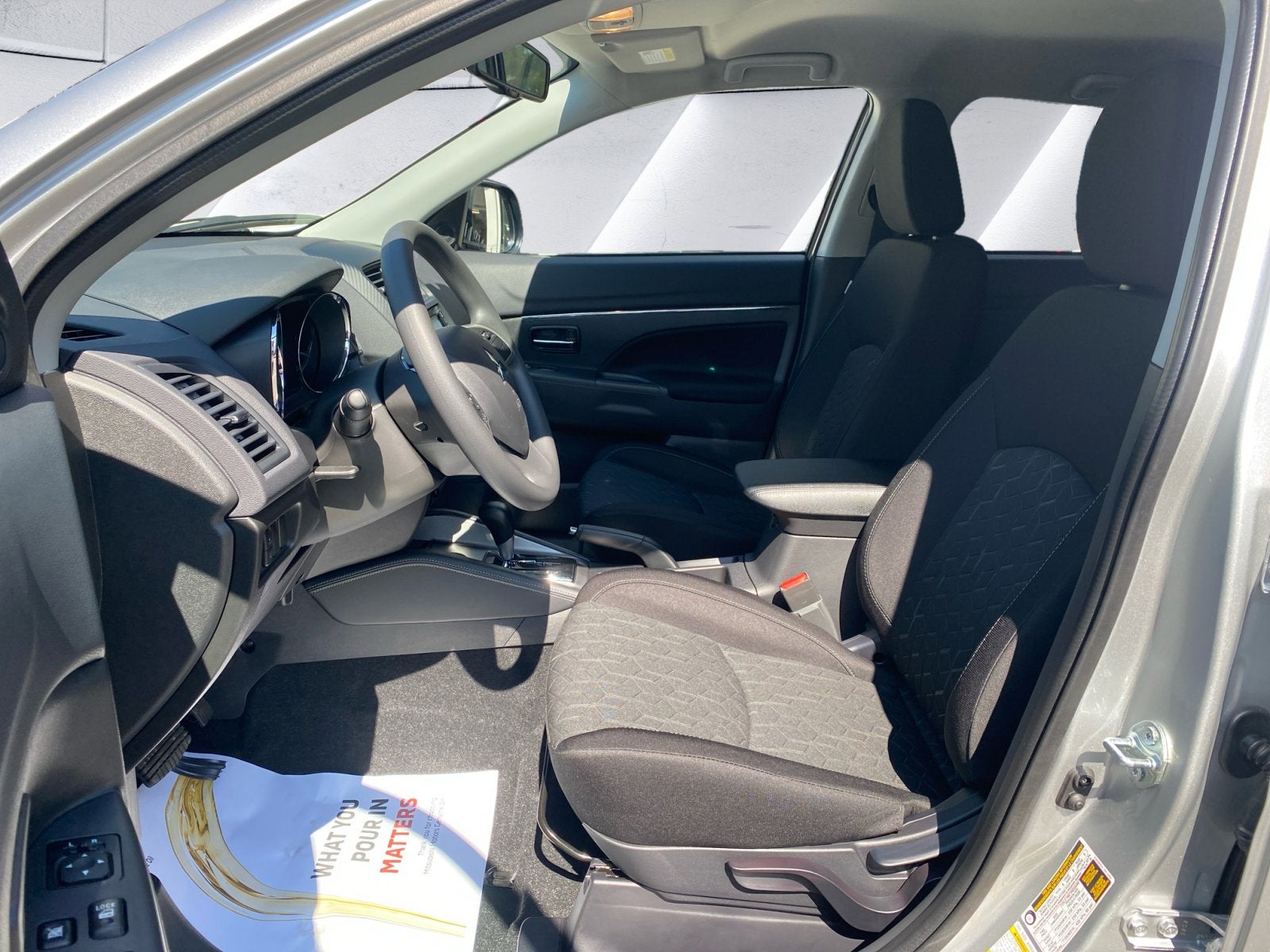 2025 Mitsubishi Outlander Sport ES