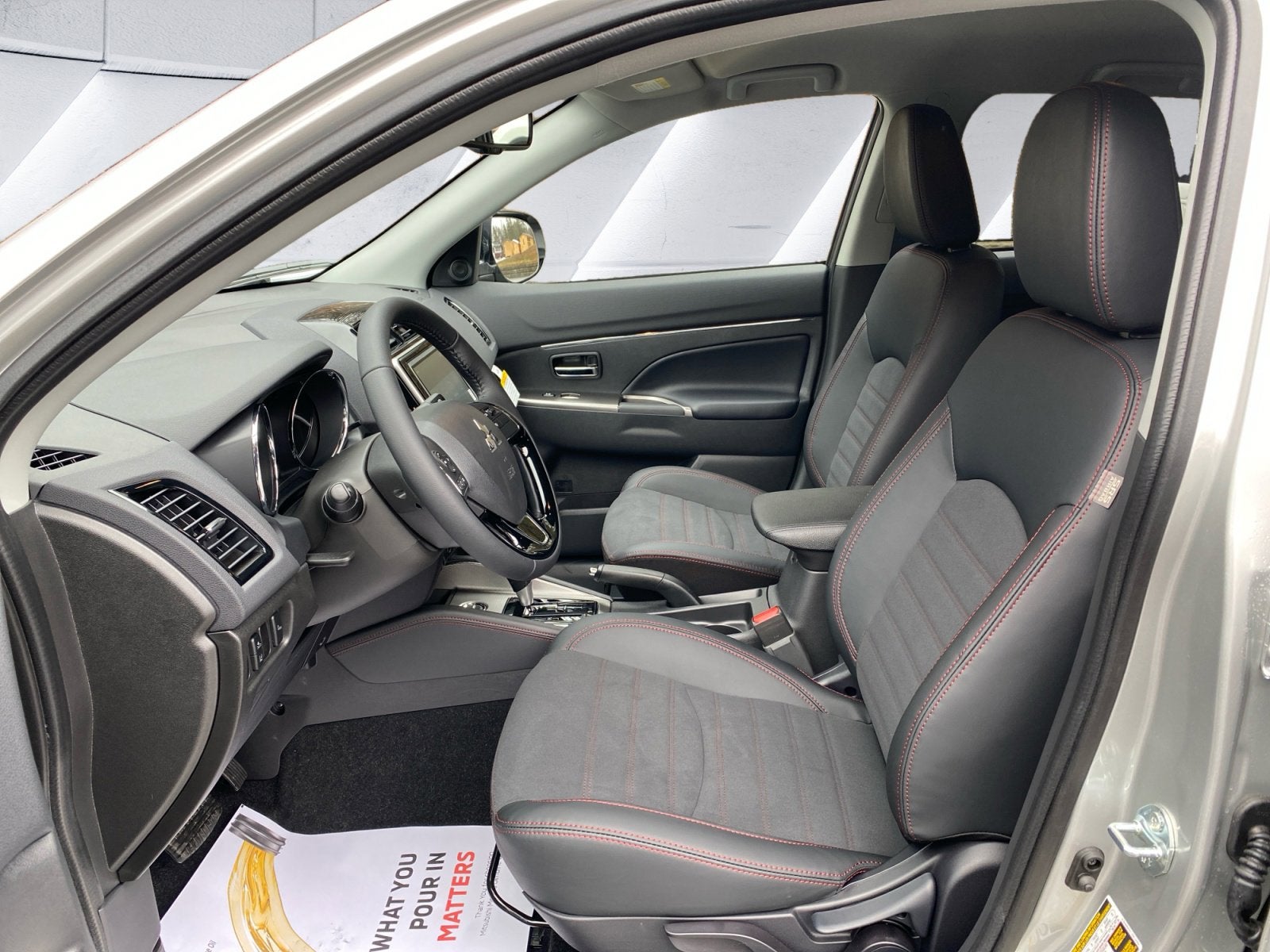 2026 Mitsubishi Outlander Sport SE