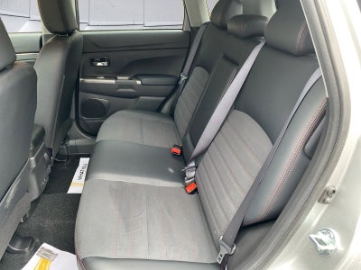 2026 Mitsubishi Outlander Sport SE