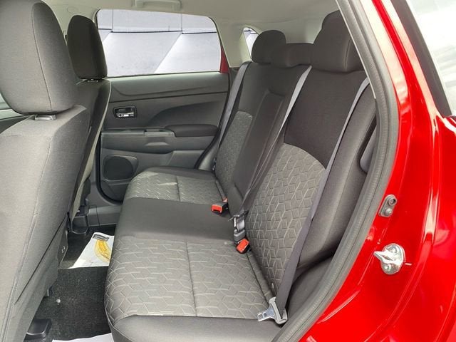 2026 Mitsubishi Outlander Sport LE