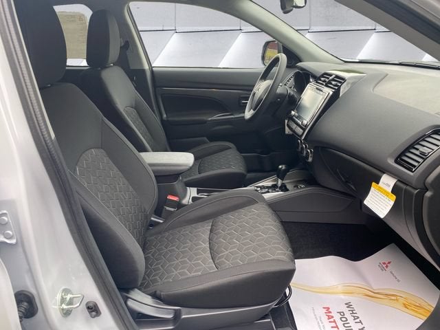 2026 Mitsubishi Outlander Sport ES