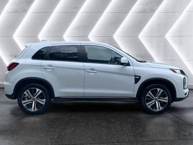 2026 Mitsubishi Outlander Sport ES