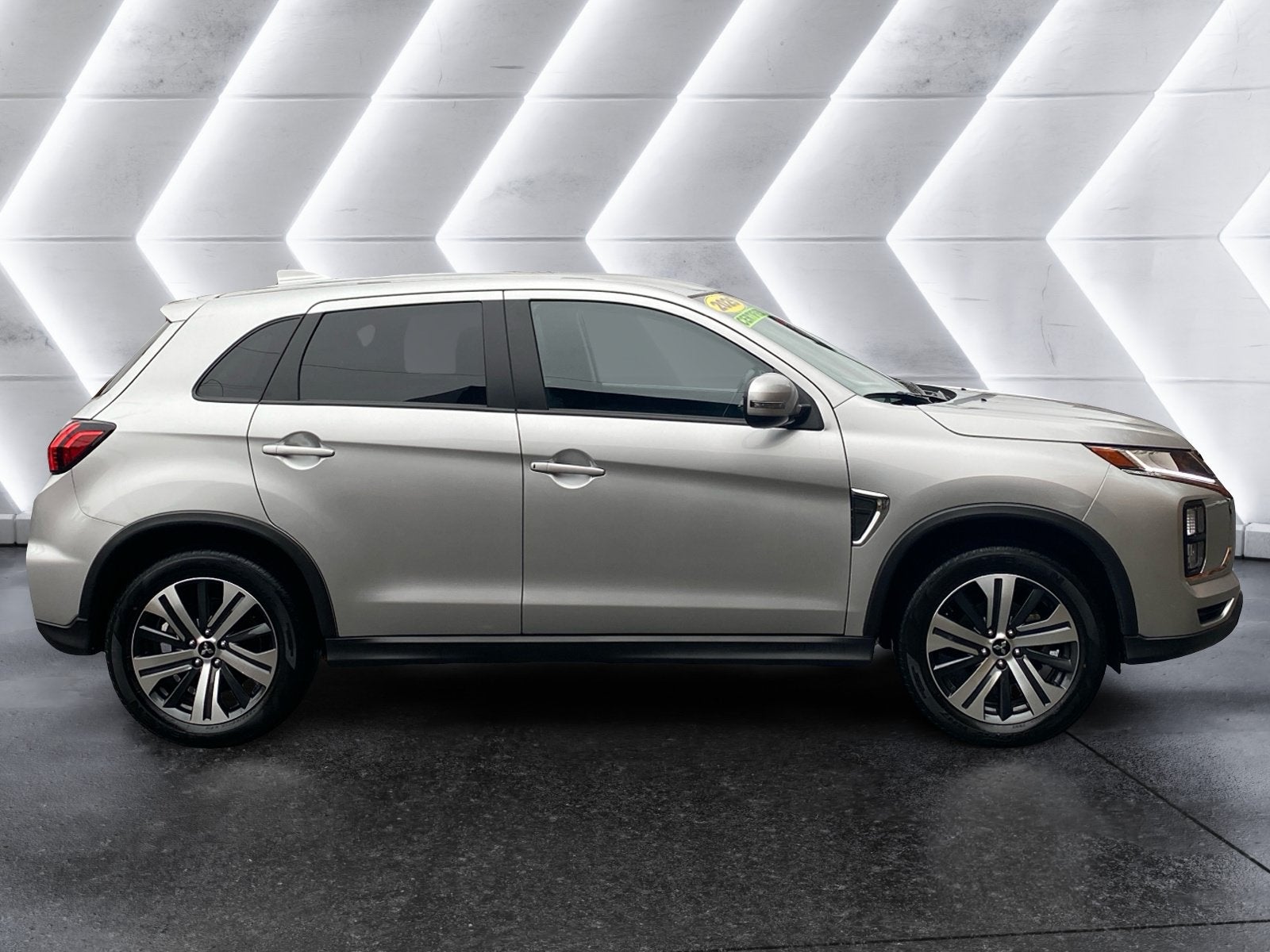 2025 Mitsubishi Outlander Sport 2.0 SE