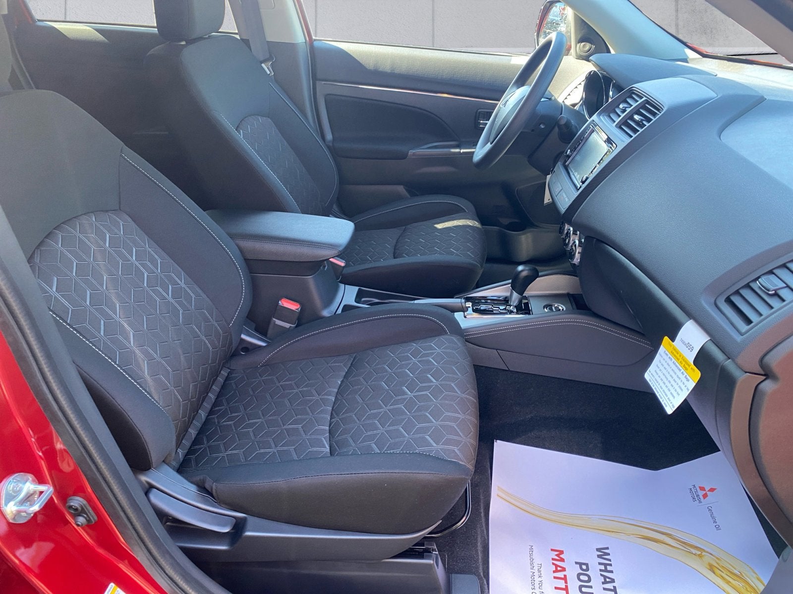 2025 Mitsubishi Outlander Sport ES