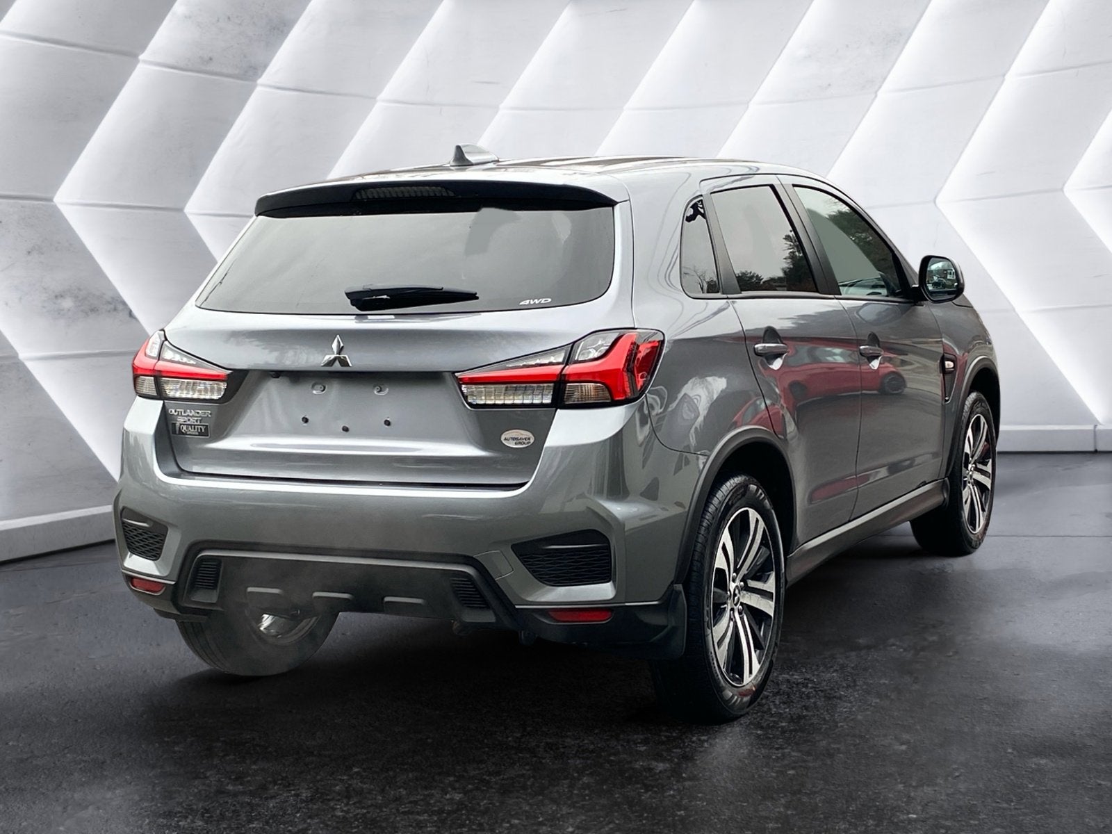 2026 Mitsubishi Outlander Sport ES