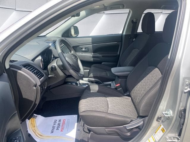 2026 Mitsubishi Outlander Sport ES