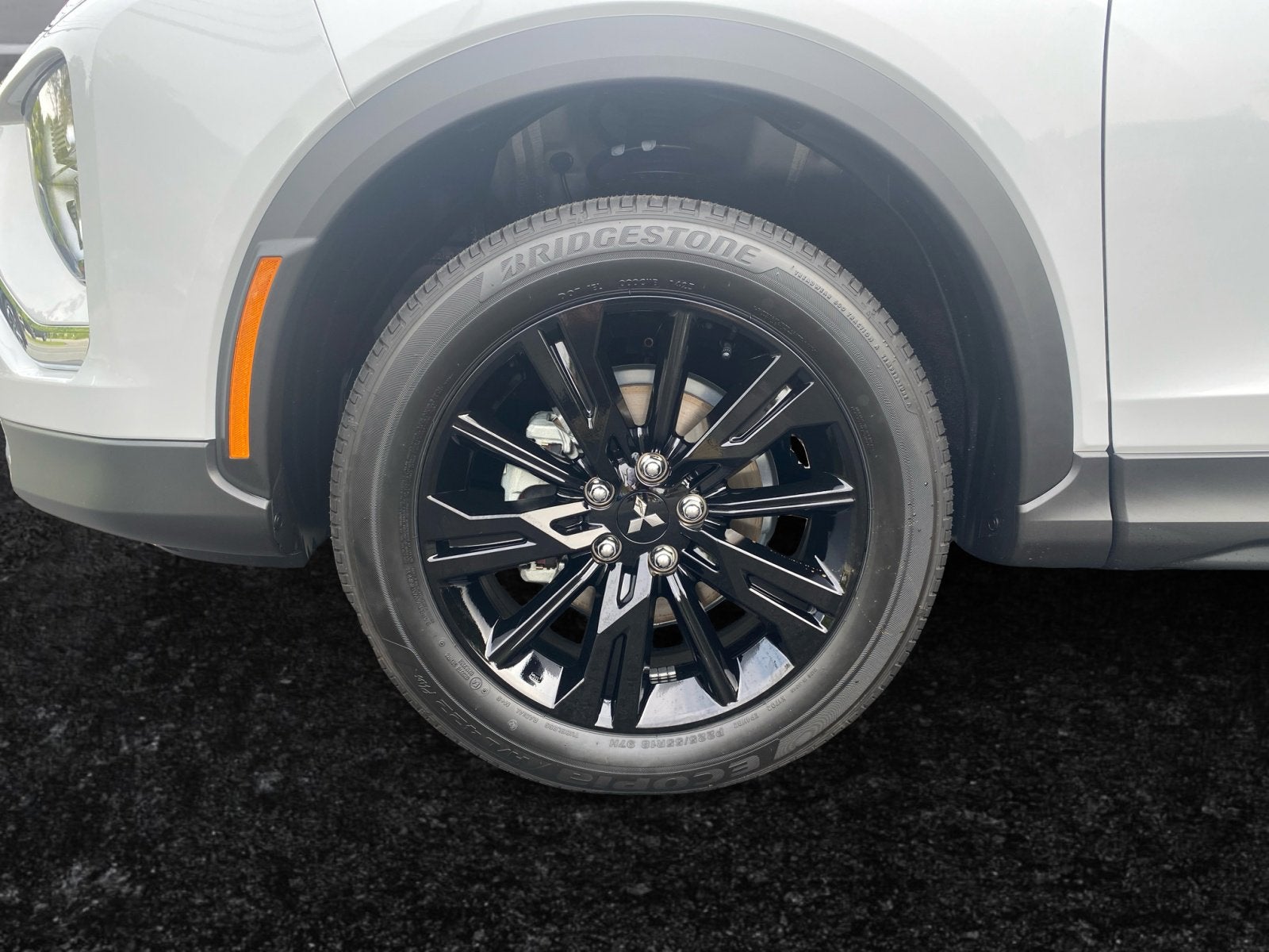 2025 Mitsubishi Eclipse Cross LE