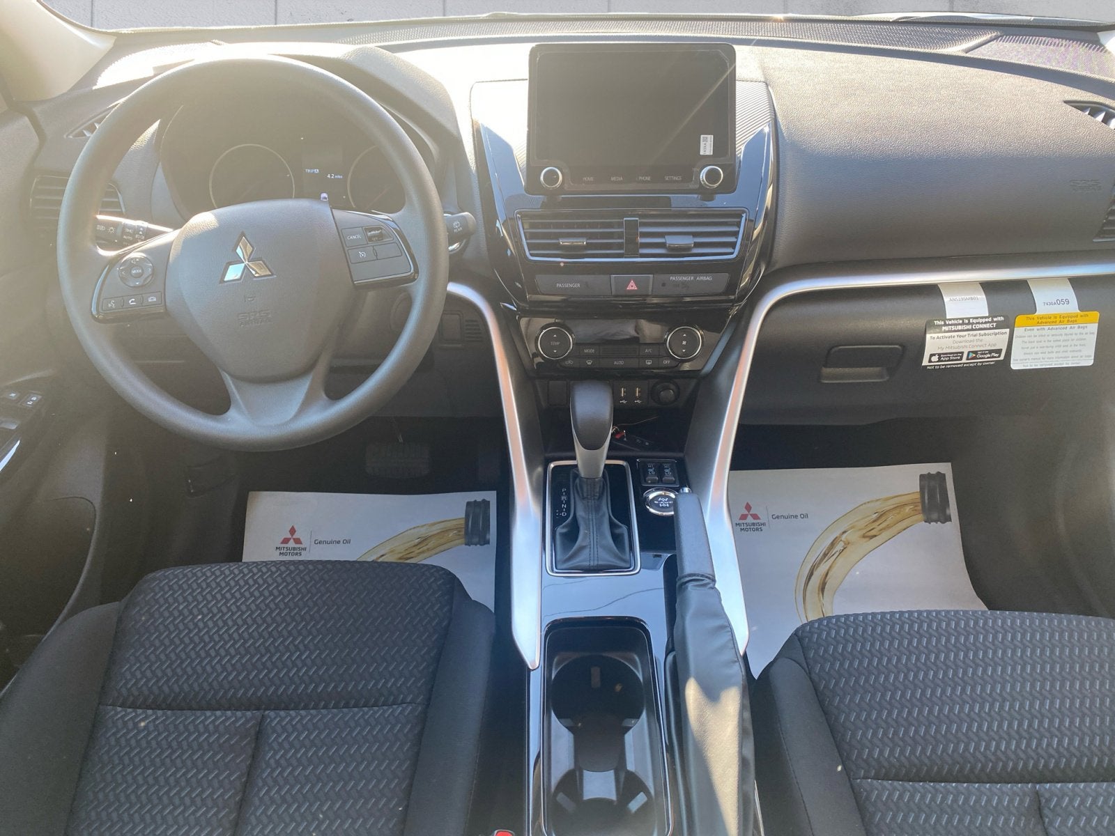 2025 Mitsubishi Eclipse Cross LE