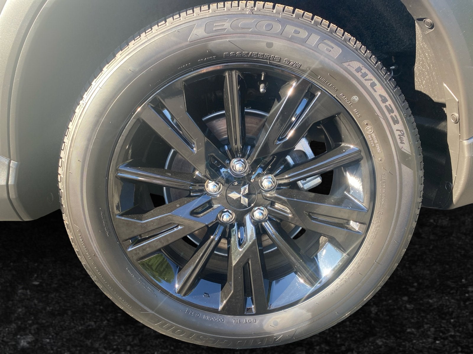 2025 Mitsubishi Eclipse Cross LE